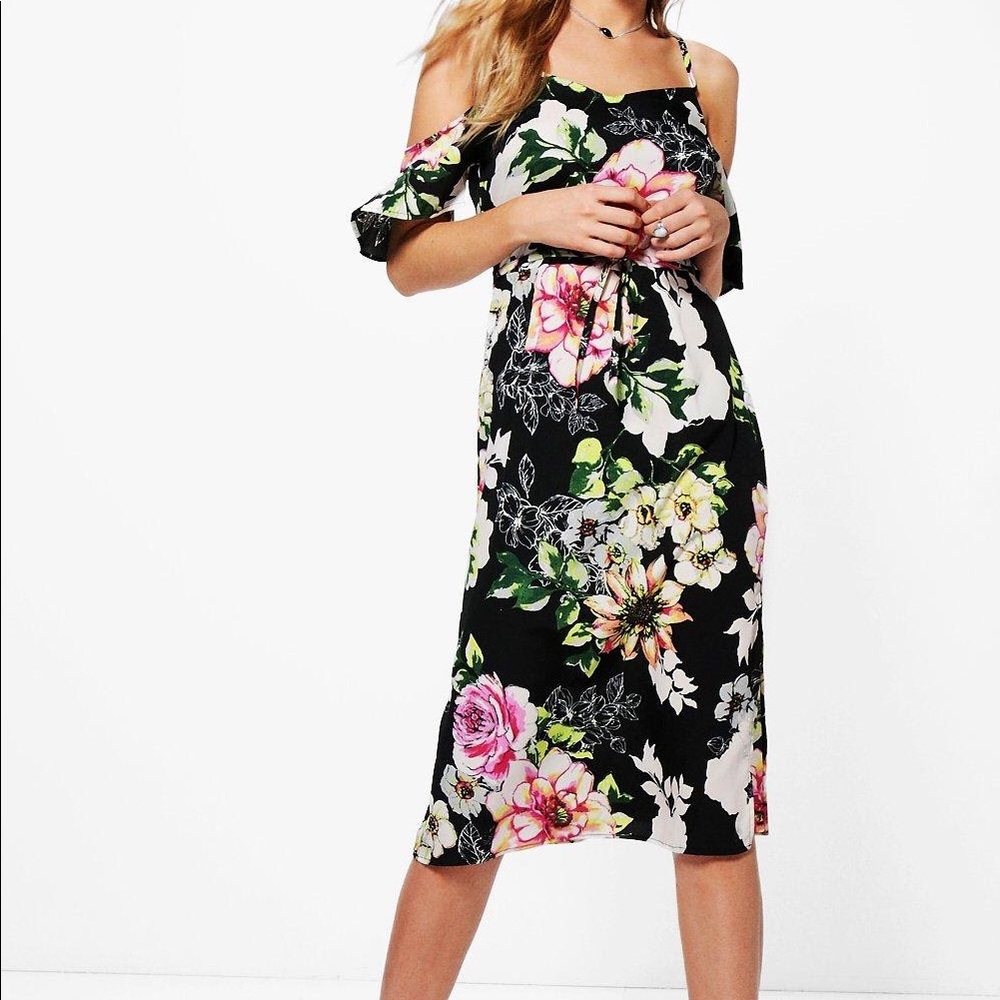 Boohoo | Floral Midi Dress